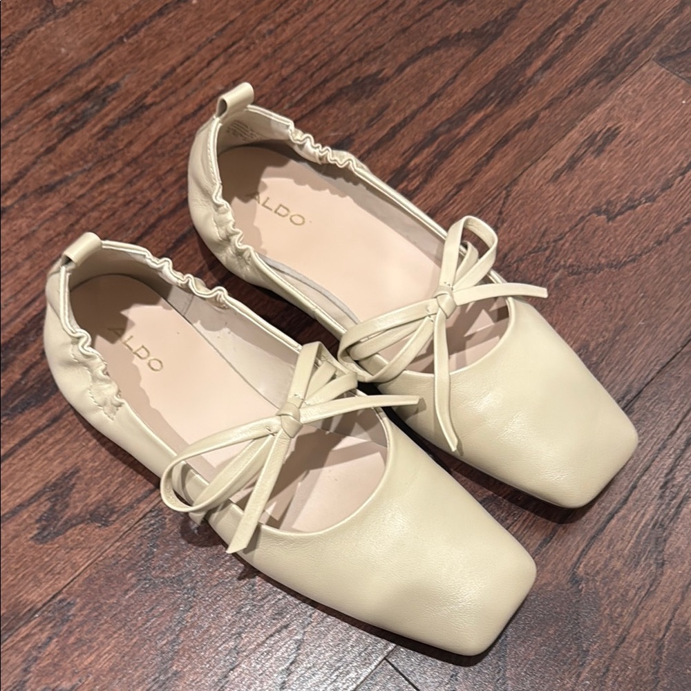 ALDO Cream Women's Ballet Flats